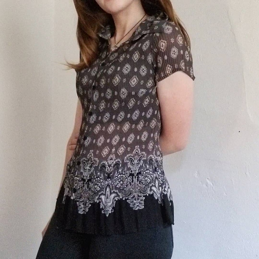 Pattern blouse - Picture 2 of 3